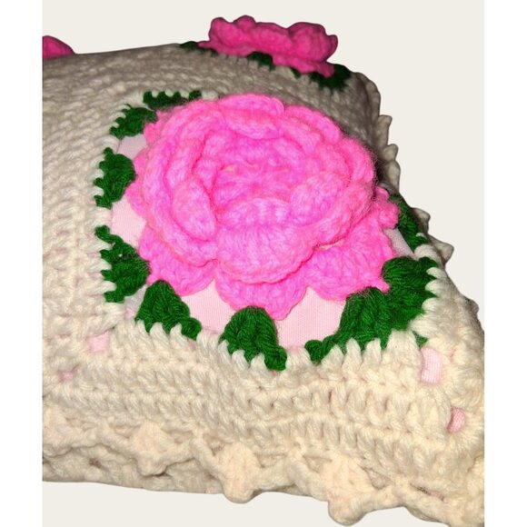 Vintage Handmade Crochet Pillow With Pink Roses 16x16 - Picture 2 of 10